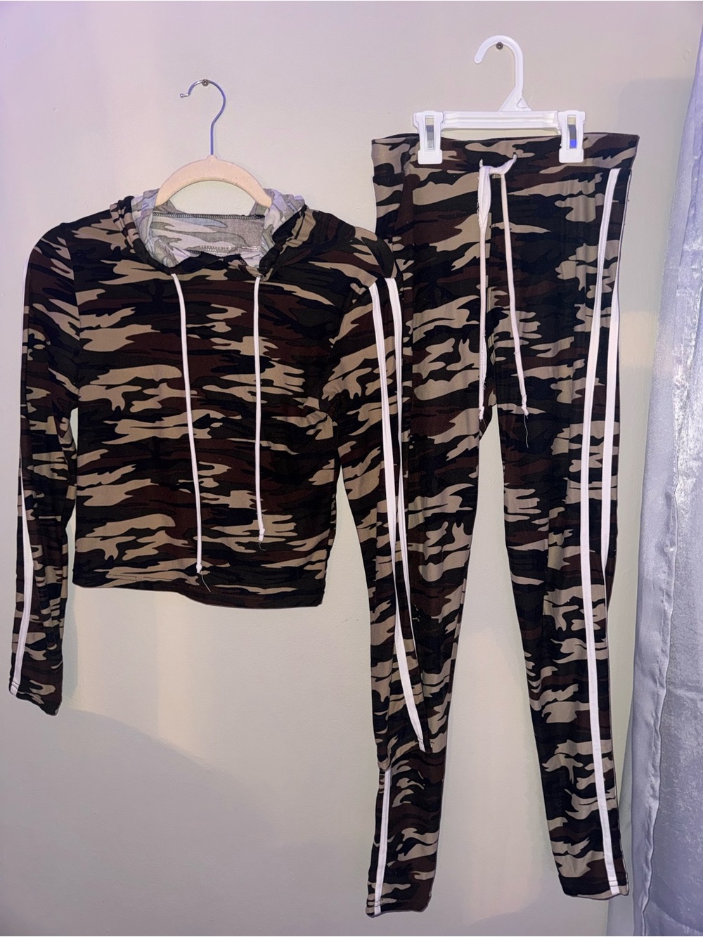 Boomerang (fashion nova), camo, matching leggings set, size small